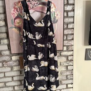 Eshakti swan dress 3x